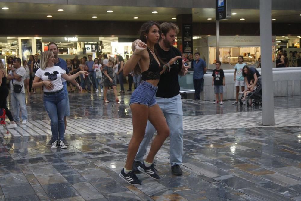 Taller de salsa en la Feria de Murcia