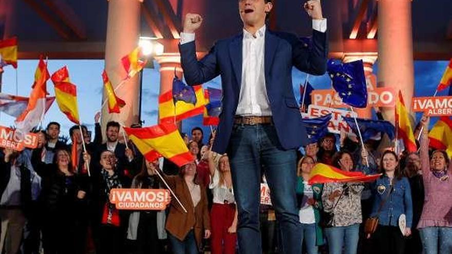 Albert Rivera cerró la campaña en Valencia. // Efe