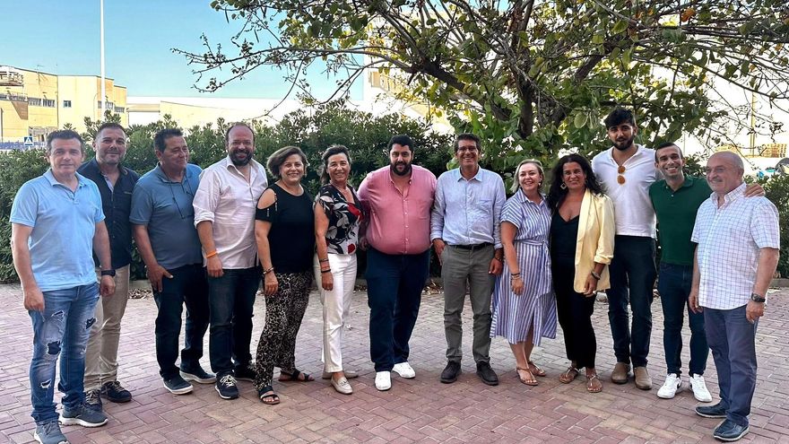 Los municipalistas buscan ‘pescar’ entre supervivientes de Ciudadanos