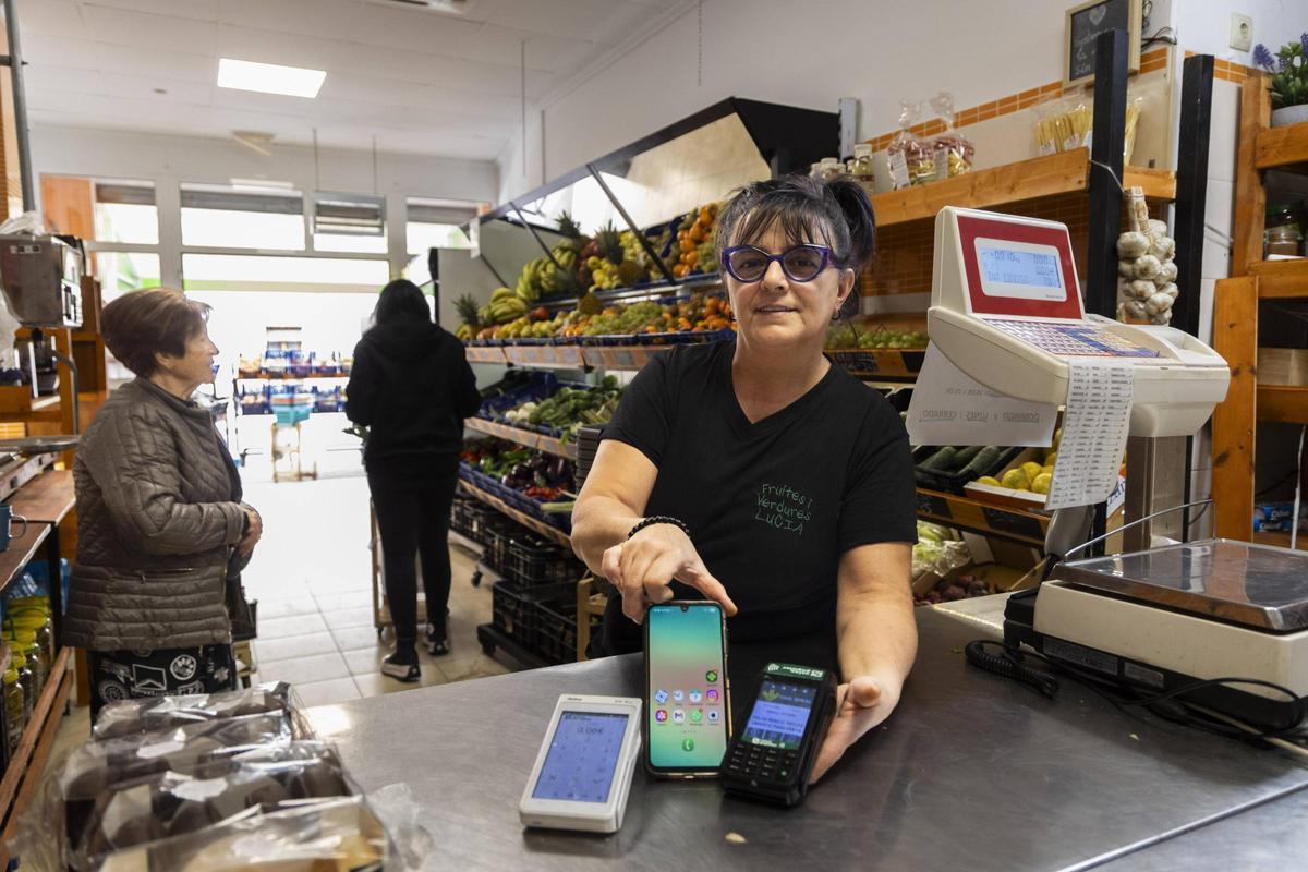 Una de las propietarias afectadas por la falta de cobertura.
