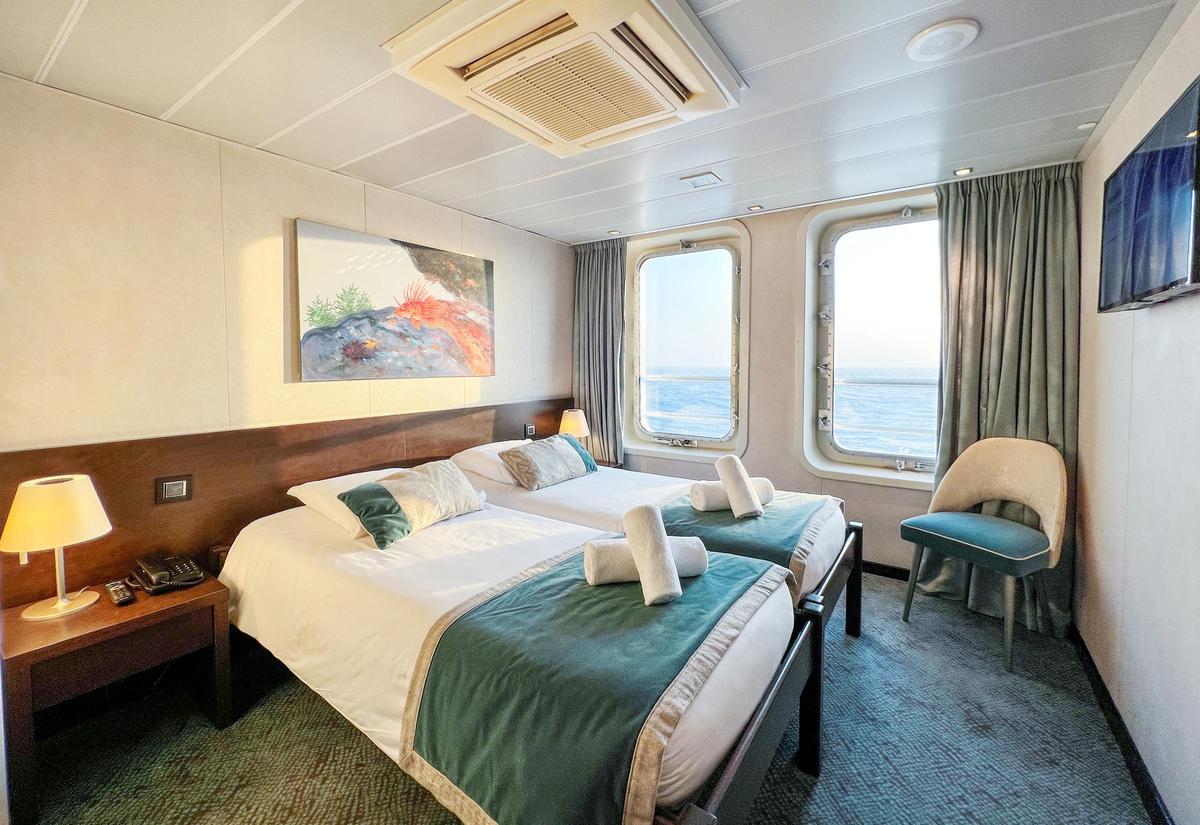 Camarote doble en puente superior del barco MS La Belle de l’Adriatique de CroisiEurope.