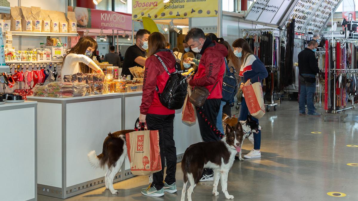 Expomascotas es una feria para toda la familia y tiene como objetivo fomentar la educación, sensibilización y tenencia responsable de los animales.