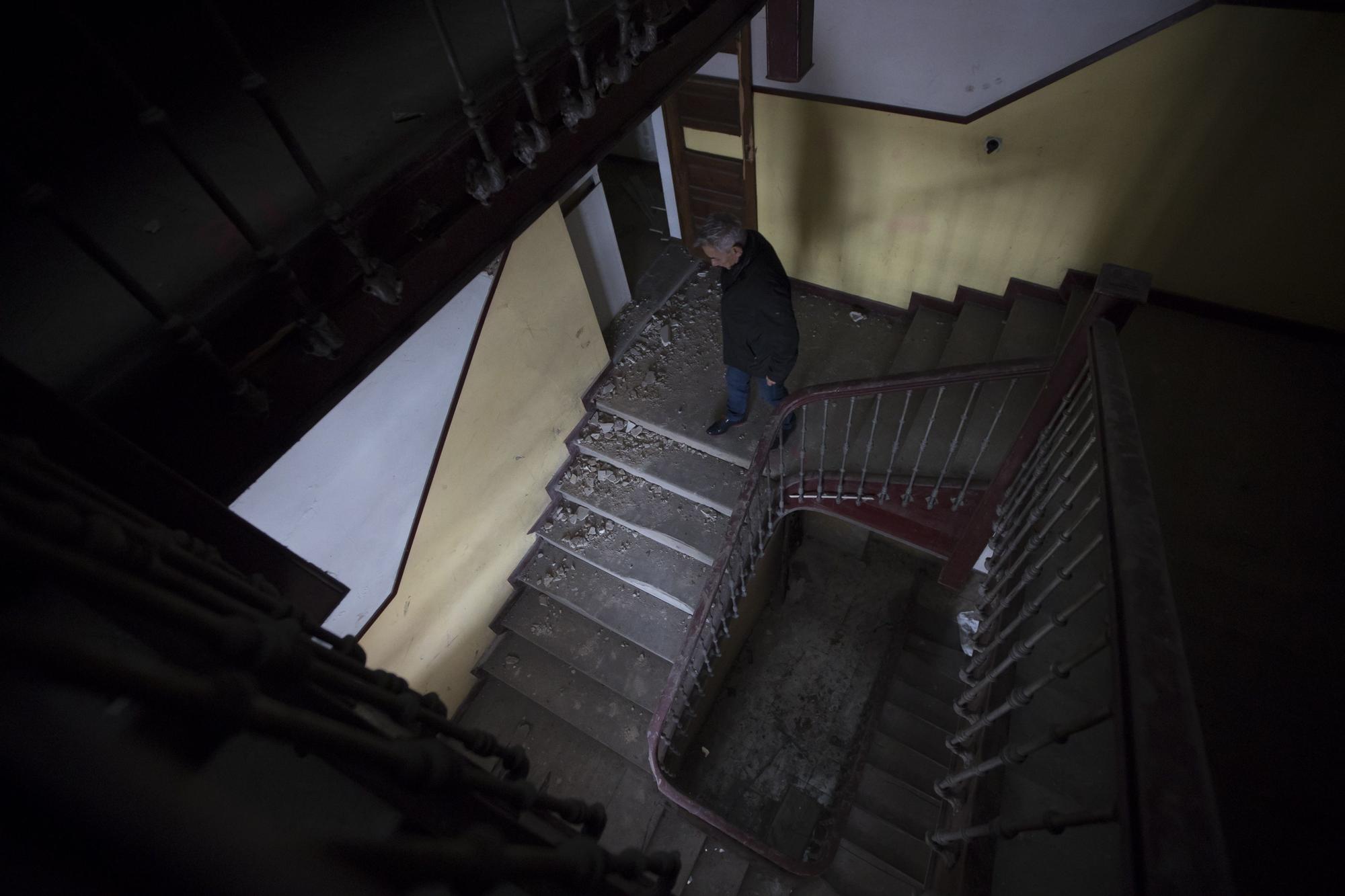 El interior del edificio del Café Colón, al desnudo