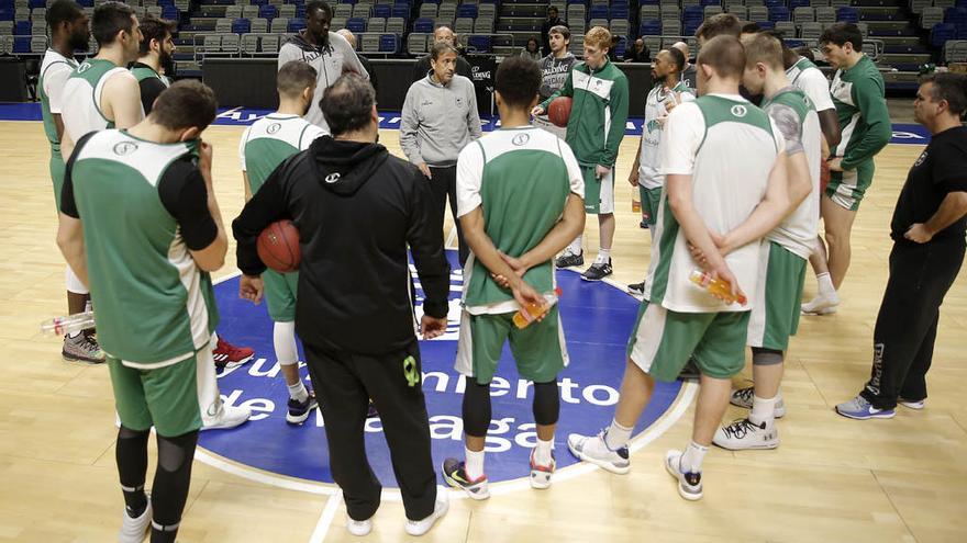 El Unicaja se entrenó ayer en el Martín Carpena antes de viajar hacia Limoges.