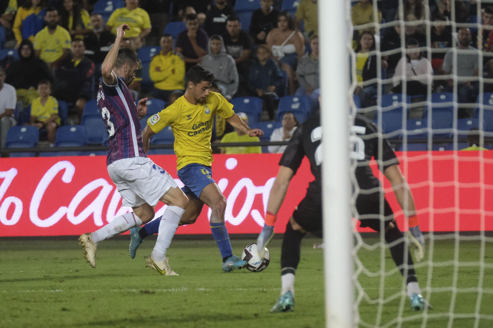 UD LAS PALMAS-SD EIBAR (1-1)