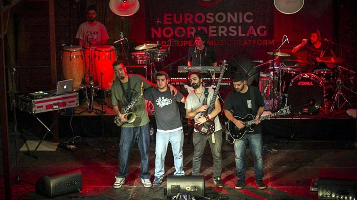 El PERIÓDICO acompaña al Grupo La Sra. Tomasa en el Festival Eurosonic