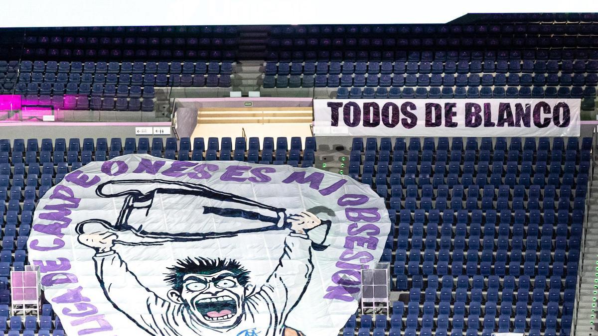 Imagen del tifo que prepara el fondo de animaci車n del Real Madrid en el Bernab谷u.