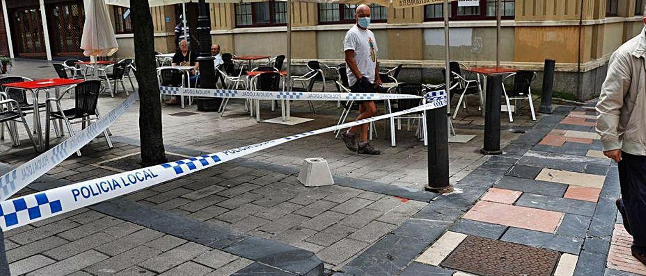 El lugar donde se produjo el incidente, precintado por la Policía.