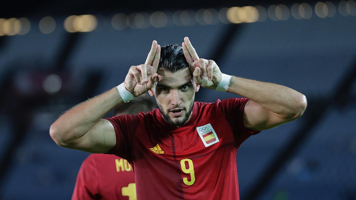 Rafa Mir, con la selección española