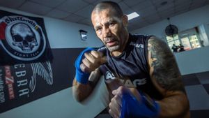 Abner Lloveras, lluitador MMA: "Hi ha universitaris que lluiten en les MMA professionals"