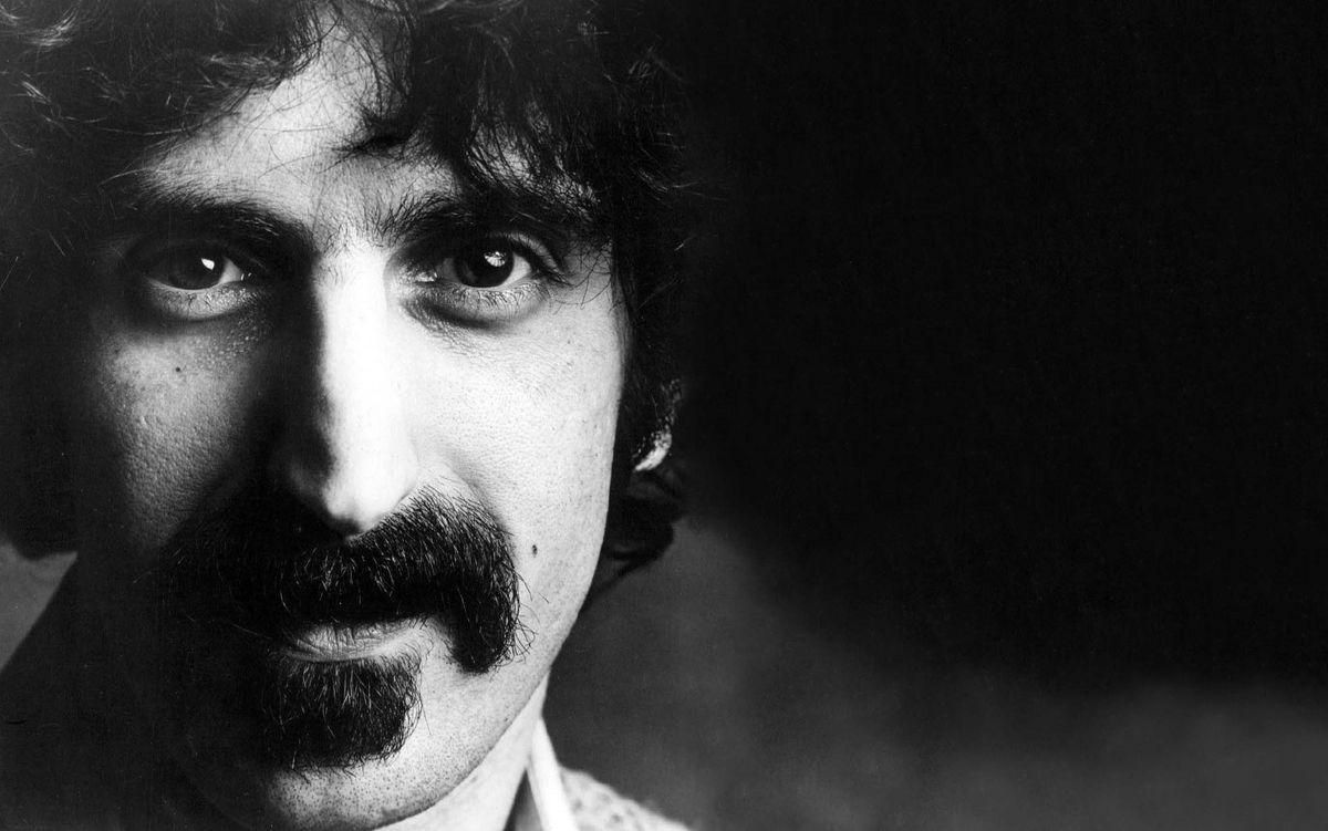 Frank Zappa, a principios de los años 80.
