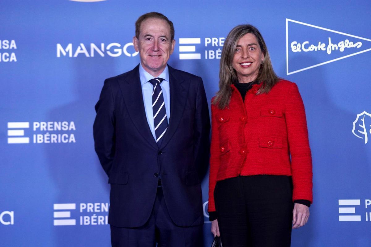 Antonio Huertas, presidente de Mapfre, y Eva Piera, directora general de Relaciones Externas de Mapfre.