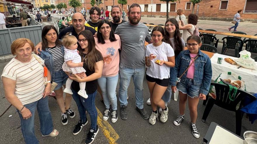 Blimea lleva el cañero a la calle