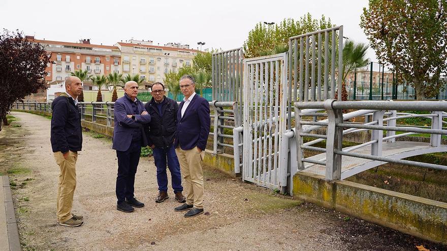 Invierten 2,5 millones en cubrir un tramo urbano del canal del Zújar a su paso por Don Benito
