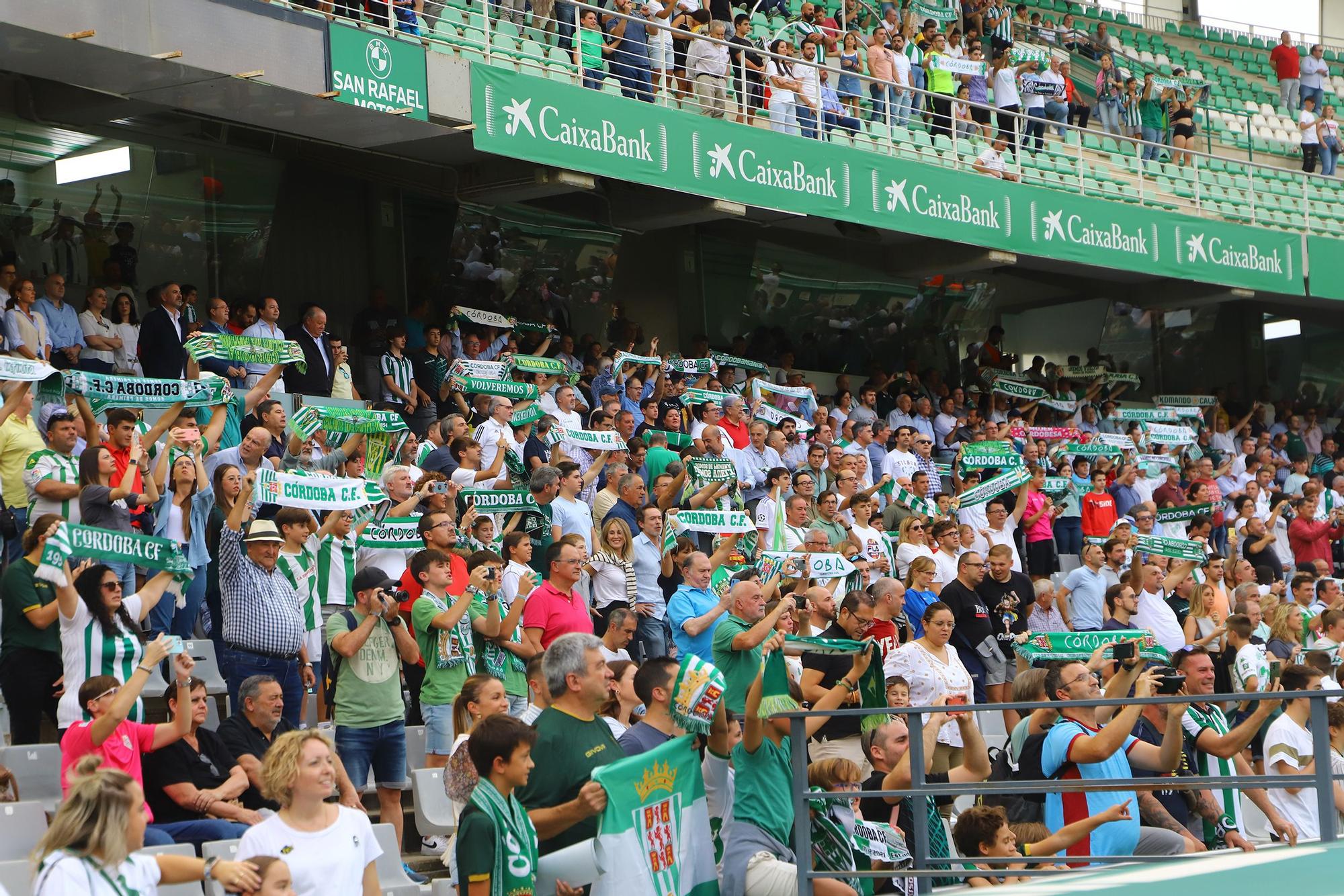 Las imágenes de la afición del Córdoba CF - Sanse