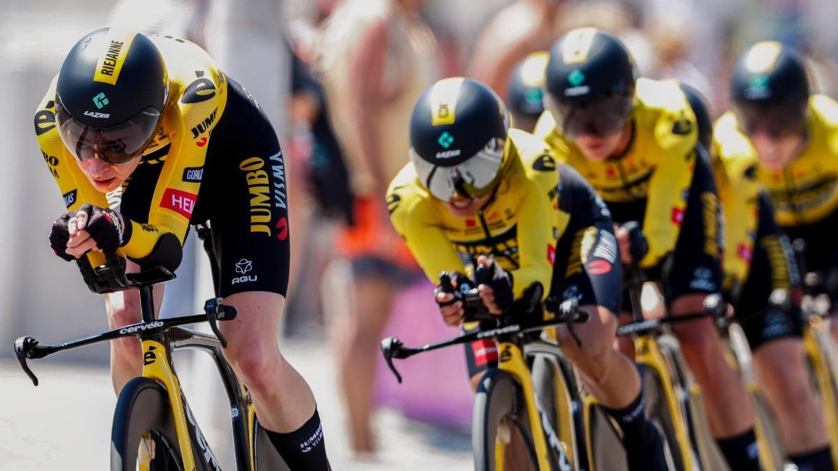 Jumbo Visma, el más rápido en la 'crono' inaugural de la Vuelta