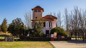 La Casa Camprubí en Cornellà, el enlave donde se ubica la empresa Einsmer.