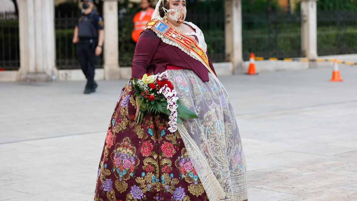 Búscate en el segundo día de Ofrenda por la calle Caballeros (entre las 18.00 y las 19.00 horas)