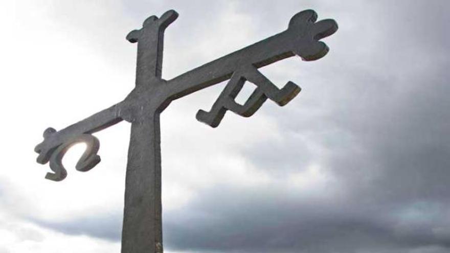 La Cruz de la Victoria, en los puertos de Marabio de Teverga. | miki lópez