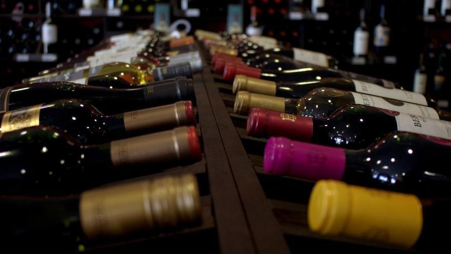 Los mejores vinos de España cuestan menos de 7 euros (y están en tu supermercado)