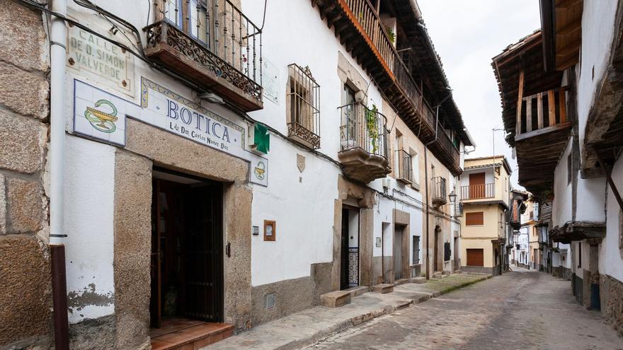 Así se refuerza la farmacia rural para ser el centro salud de 8 millones de personas