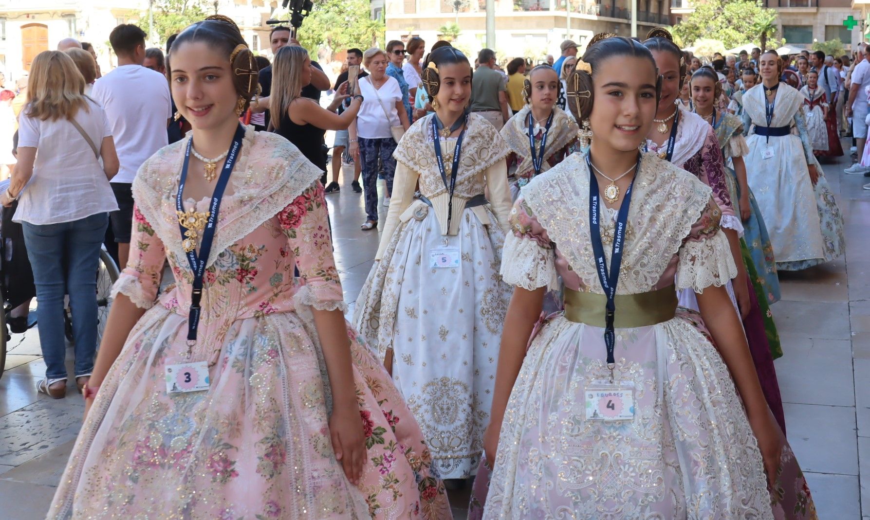 El centro de València recibe a las candidatas a Fallera Mayor Infantil 2025