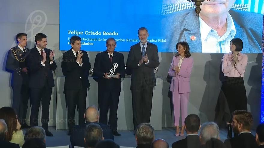 Los Reyes entregan a Felipe Criado-Boado el Premio Nacional de Investigación