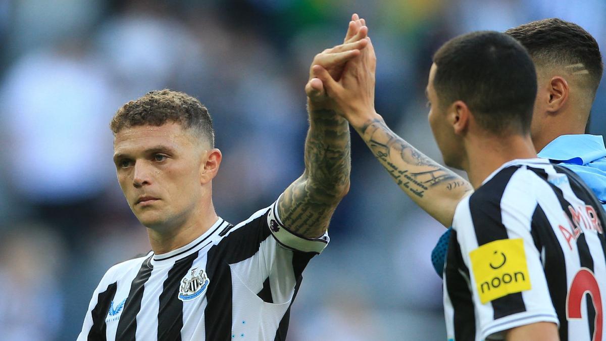 Almirón y Trippier, con el Newcastle