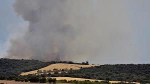 Fuego declarado en la provincia de Huesca, este domingo.