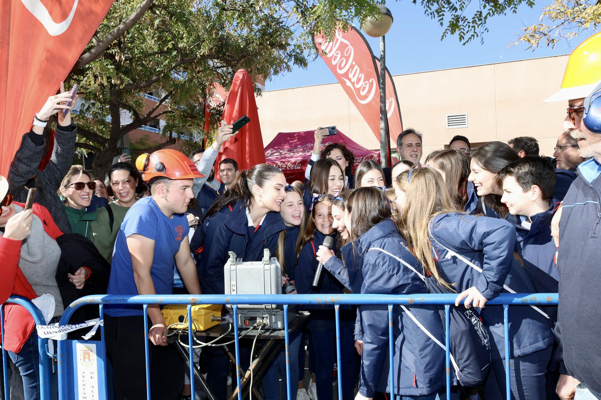 La mascletà en Tómbola sacude Alicante