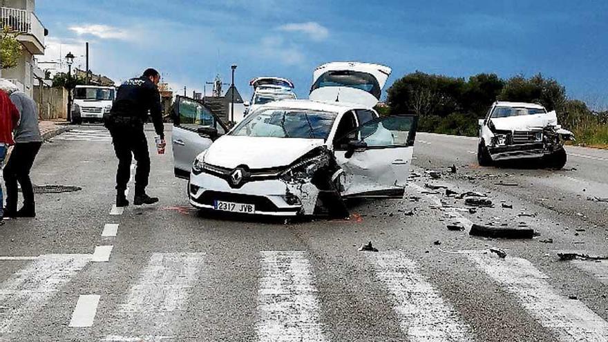 Los dos vehículos implicados en el accidente.