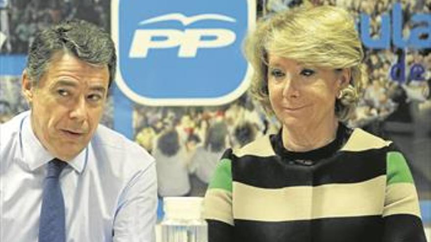 La corrupción asesta al PP de Aguirre el enésimo golpe