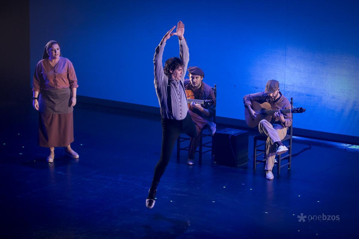 Joaquín Grilo presenta 'Cucharón y paso atrás' en la pasada Bienal de Flamenco