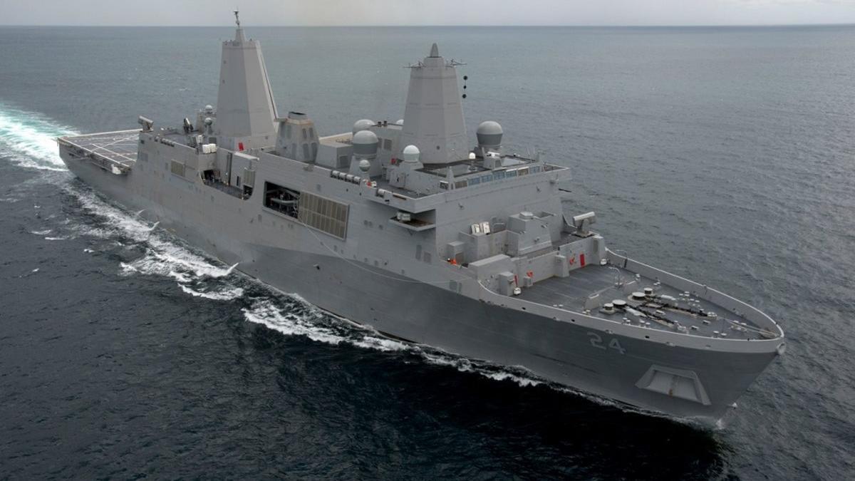 uss-arlington eeuu