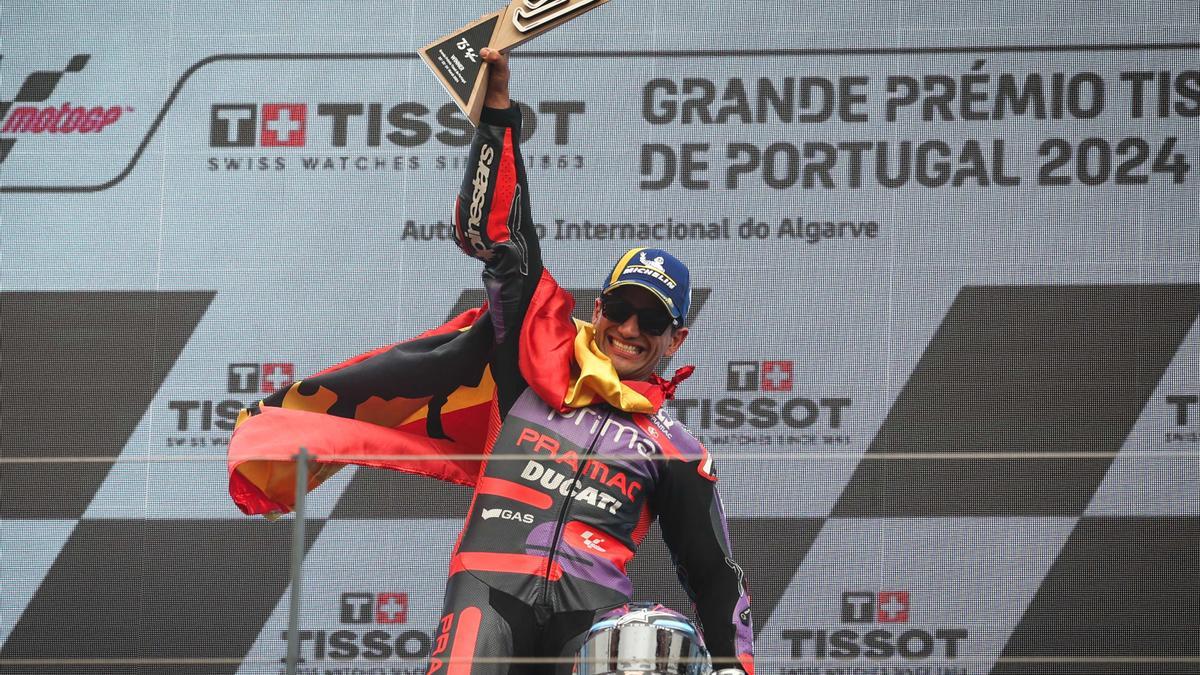 Jorge Martín celebra su victoria en el Gran Premio de Portugal.