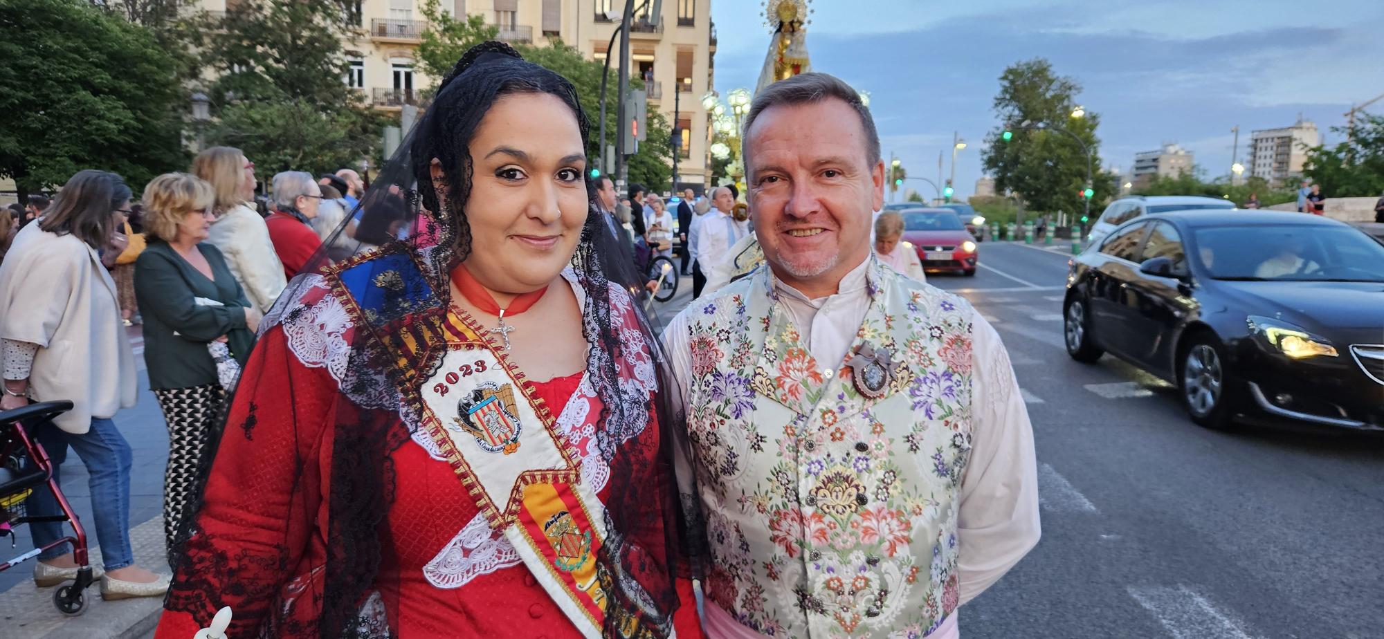 Laura, Paula, las cortes y las fallas de Zaidía acompañan al Cristo de la Fe