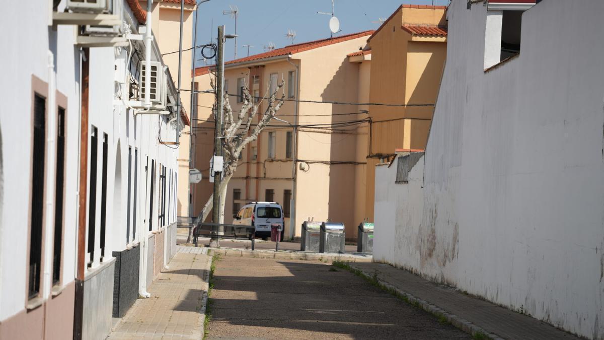 Imagen de una de las calles sobre la que se va a actuar en la mejora del asfaltado.