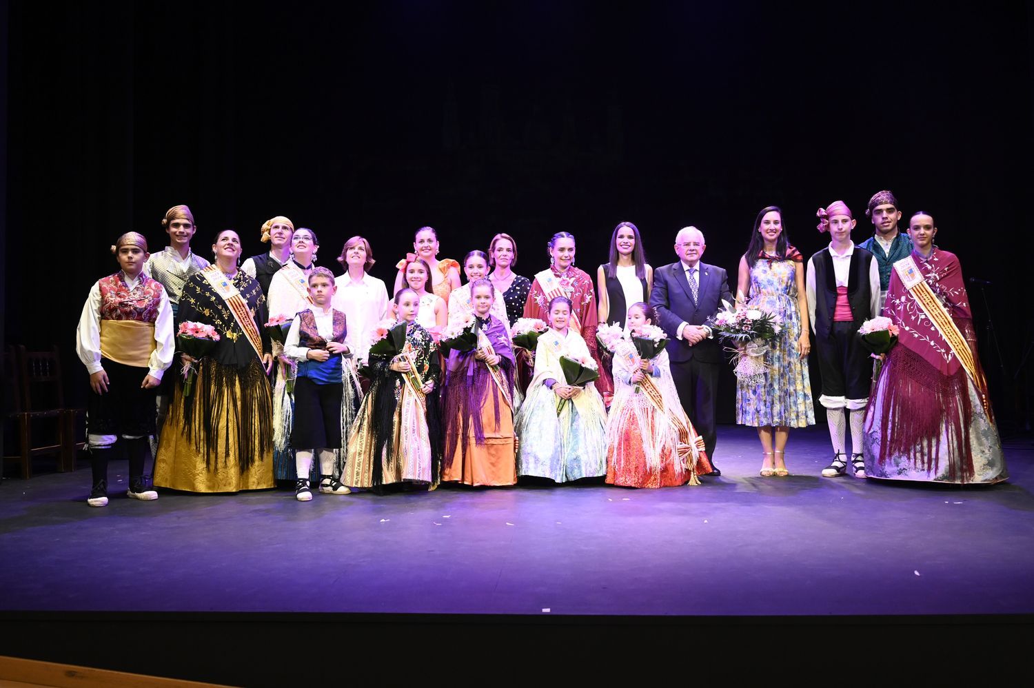 Pregón y presentación de reinas del Centro Aragonés de Castelló