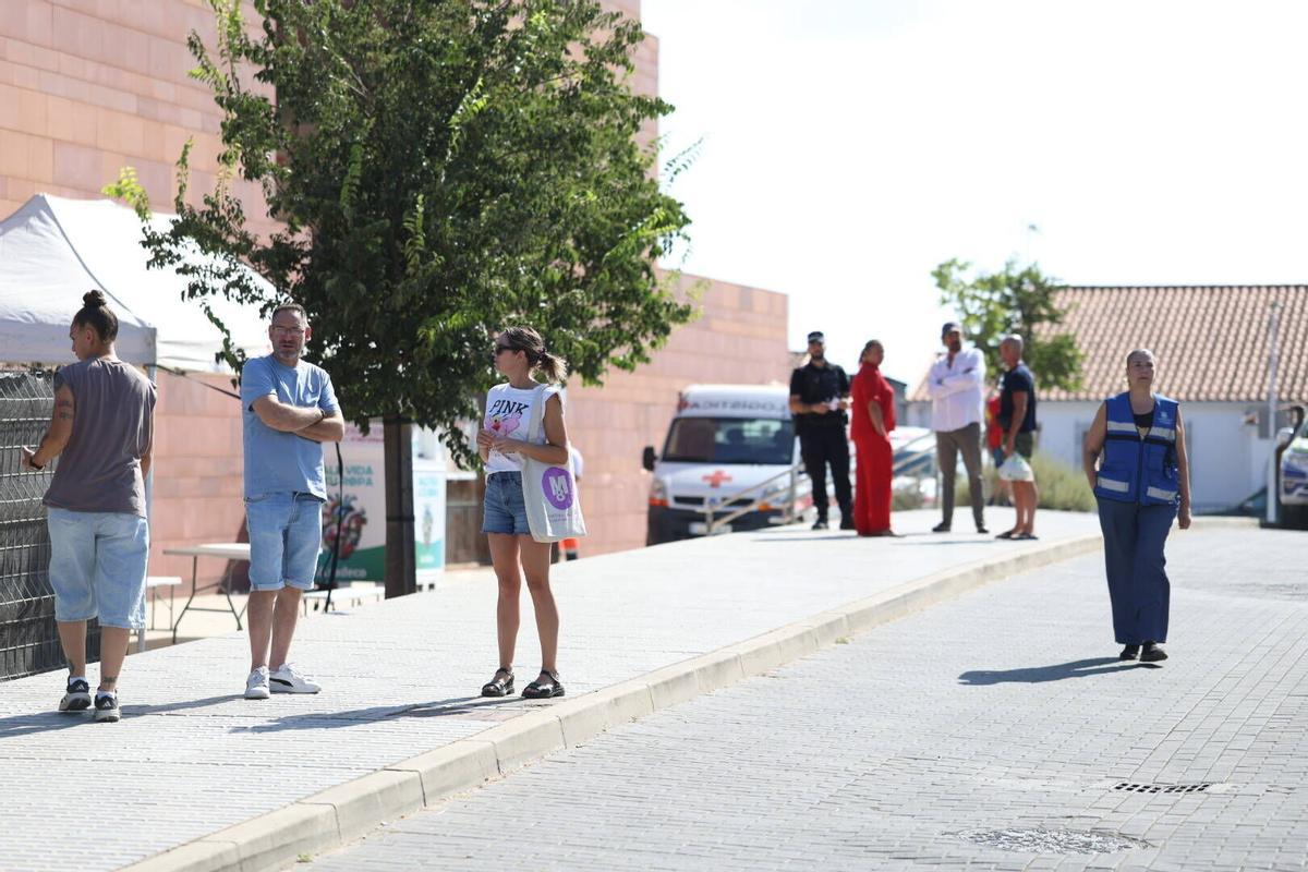 Segunda jornada del incendio en Cerro Muriano: el Infoca trabaja para evitar reactivaciones