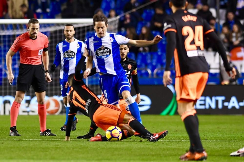 El Dépor cae en Riazor ante el Valencia