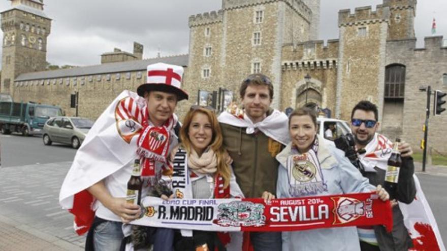 La afición del Sevilla parte para Cardiff soñando con la victoria