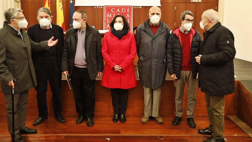 El sorteo descabeza de filólogos las principales secciones de la AVL