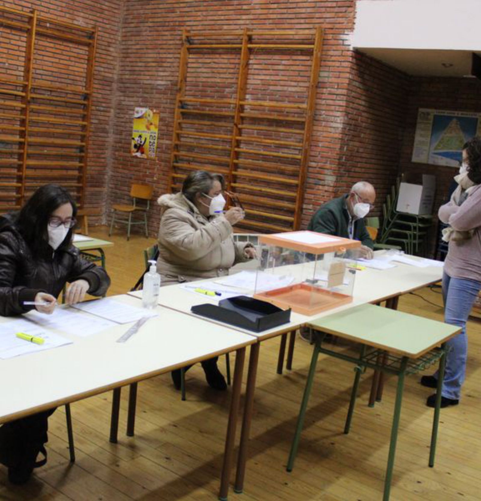 Votaciones en Palacios de Sanabria.