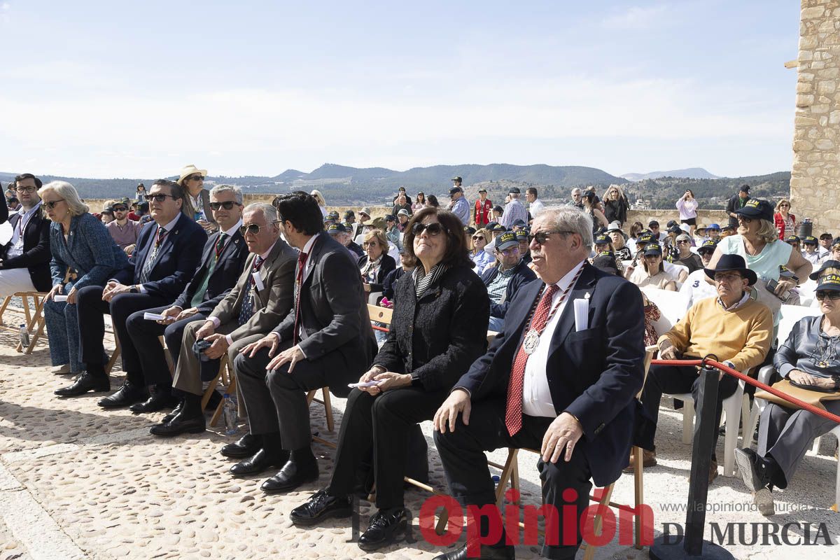 La vicaría de Cartagena, la UCAM, junto a asociaciones y peregrinos de toda España se ponen a los pies de la Vera Cruz