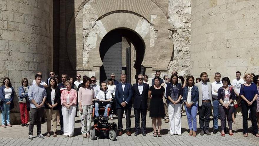 Aragón guarda silencio por las víctimas de Niza