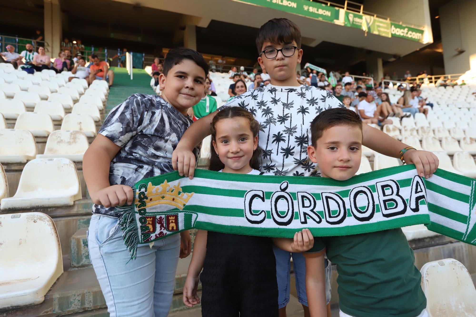 Córdoba CF - Recreativo Granada : las imágenes de la afición en El Arcángel