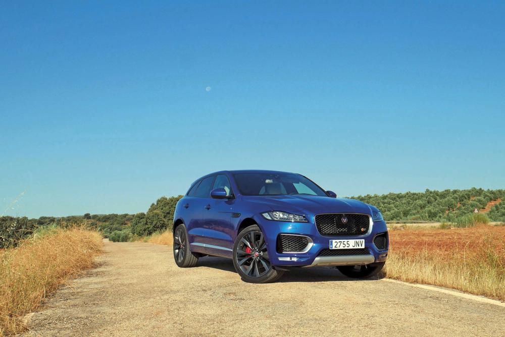 Jaguar F-Pace