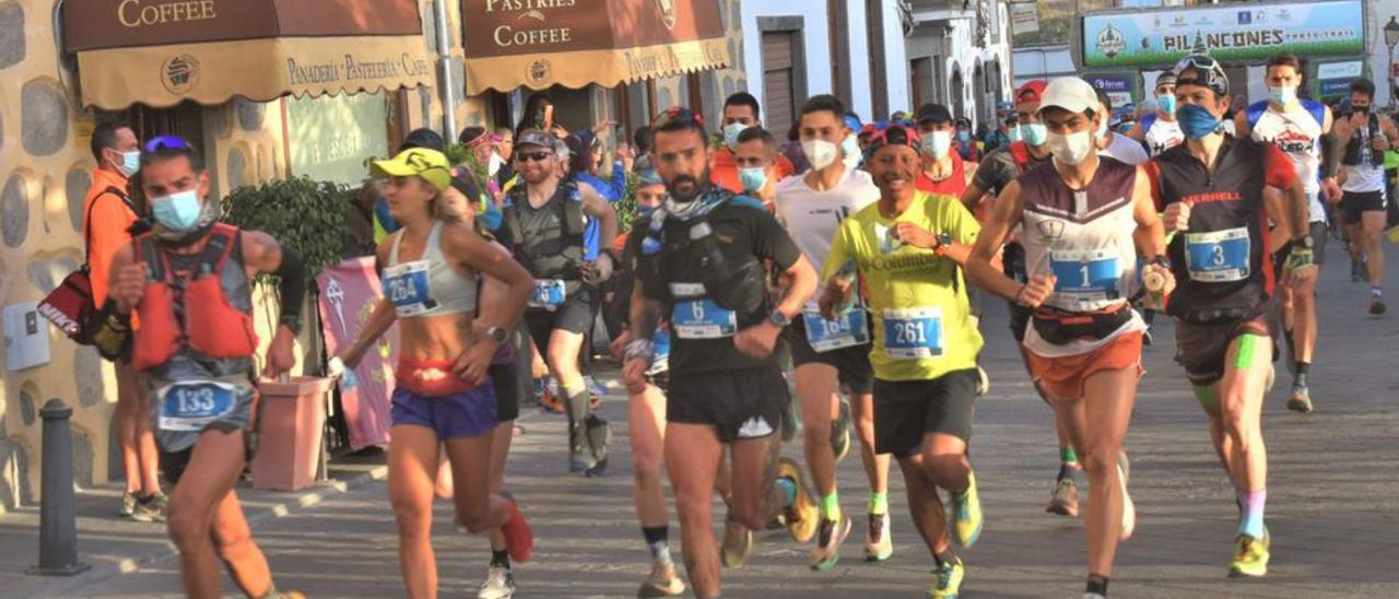 Momento de la salida de la carrera de 34 kilómetros en Tunte. | | LP/DLP