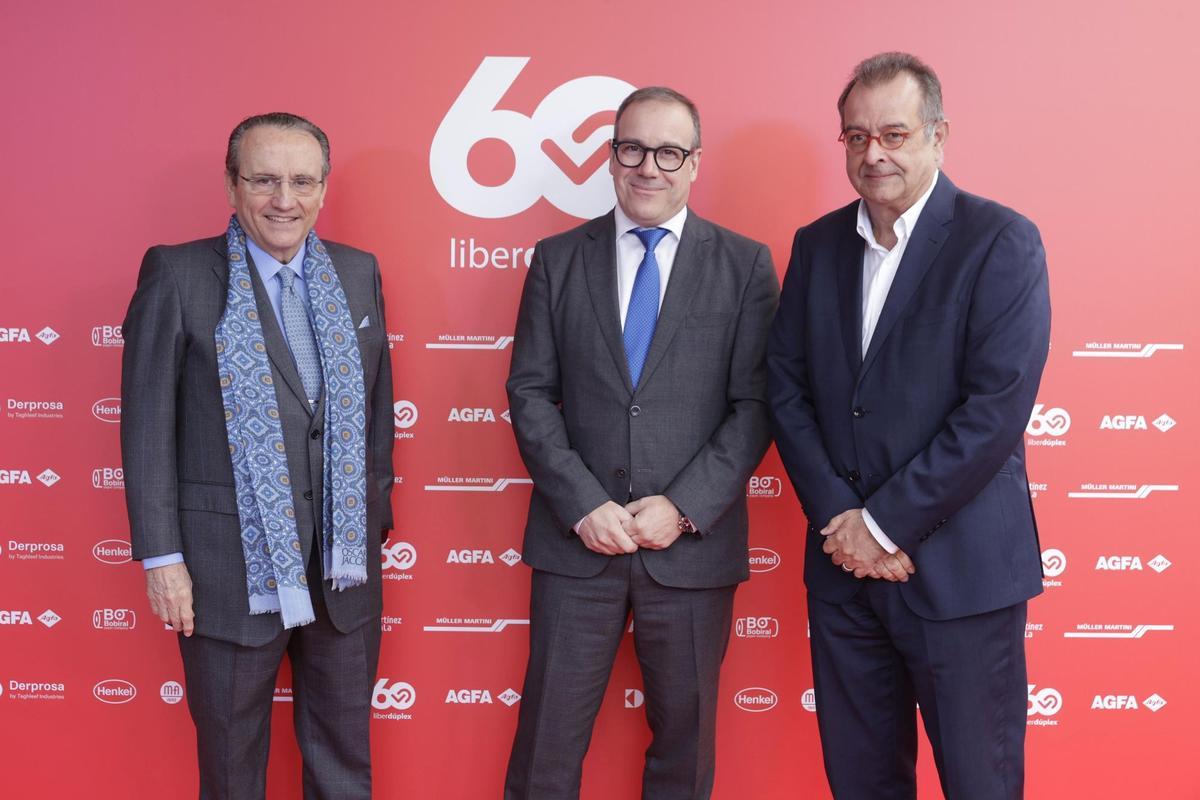 Javier Moll, presidente de Prensa Ibérica, Victor Trillo, director general de Liberdúplex y Albert Sáez, director de El Periódico de Catalunya.