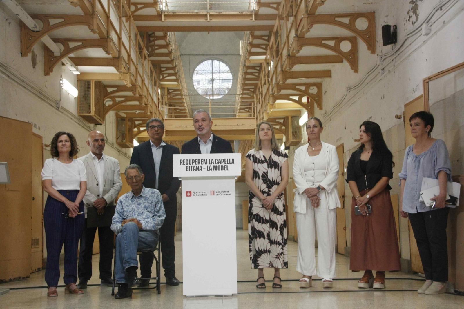 Descobertes les pintures murals de la capella Gitana a la presó Model de Barcelona